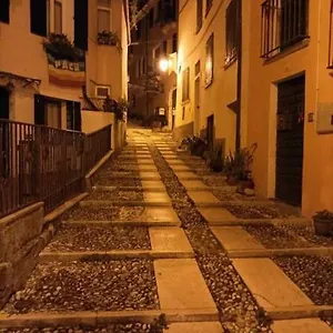  Apartment Alloggi I Calieroni Italien